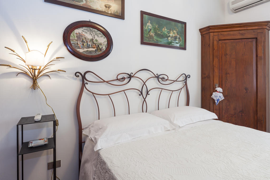 B&B Agli Scaligeri Верона Стая снимка